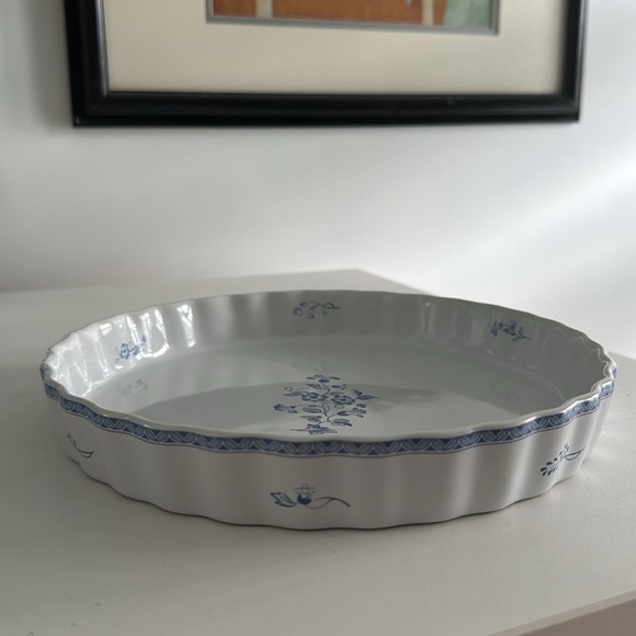 Fyrklovern Firklovern Apilanlehti - Jackie Lynd - Quiche/ Pie Pan - Picture 2 of 6